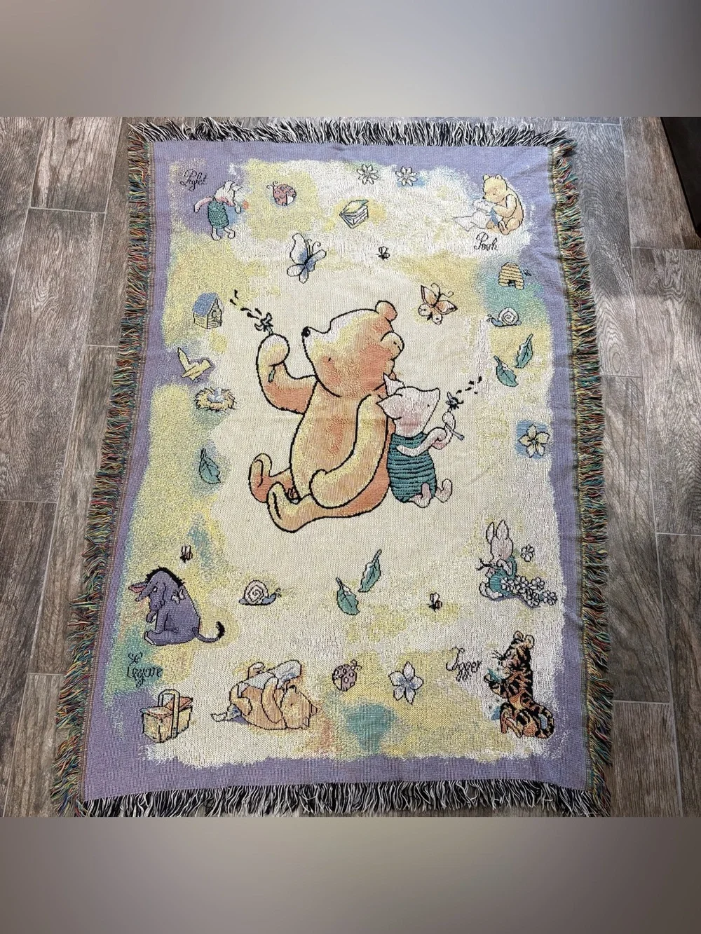 VTG Classic Winnie The Pooh & Piglet Woven Tapestry Throw Fringed Blanket 35x53